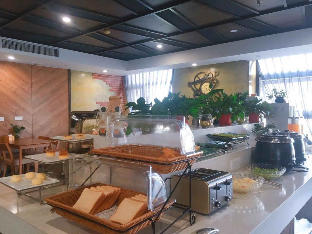 时光漫步（天津塘沽洋货市场极地海洋公园店） 外观 照片
